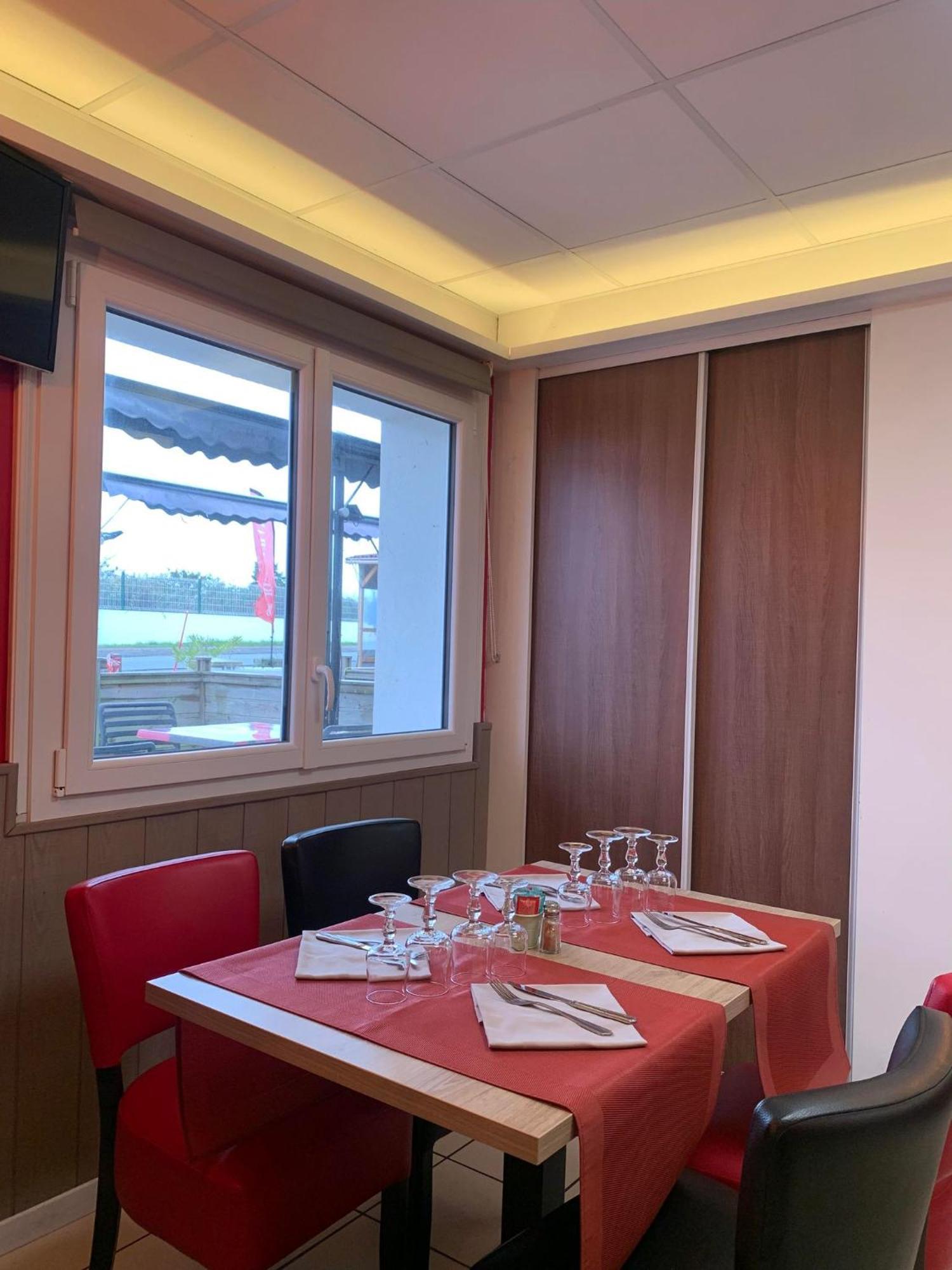 Hotel Au Petit Bonheur La Tranche-sur-Mer Zewnętrze zdjęcie